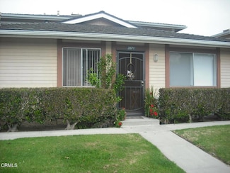 2571 Sextant Ave, Port Hueneme, CA 93041