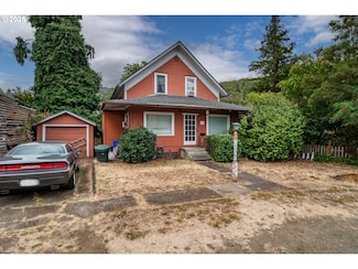 169 SE Houck Ave, Roseburg, OR 97470