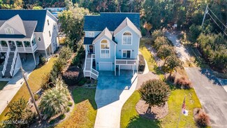 7521 Sound Dr, Emerald Isle, NC 28594
