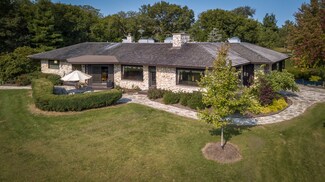 433 N Draper Rd, McHenry, IL 60050