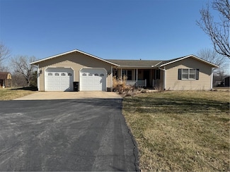27259 Northridge Dr, Maryville, MO 64468