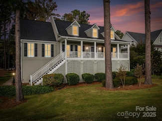 806 Lake Mist Dr, Stanley, NC 28164