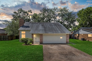 6639 Feather Creek Dr, Houston, TX 77086