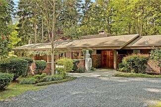 10919 Algonquin Rd, Woodway, WA 98020
