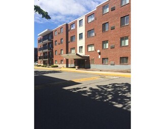 700 Governors Dr Unit 34, Winthrop, MA 02152