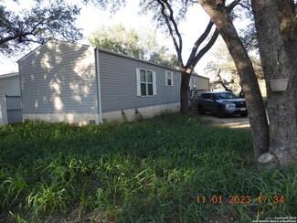 285 Brianna Ct, von Ormy, TX 78073