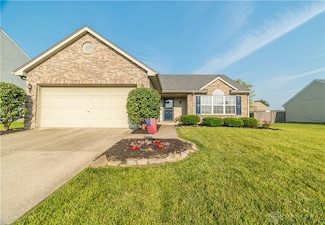 21 Meadowcrest Dr, Franklin, OH 45005