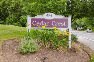 494 Putnam Pike Unit B5, Greenville, RI 02828