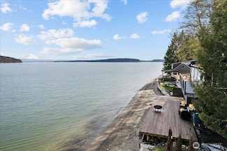 10509 Sunrise Beach Dr NW, Gig Harbor, WA 98332