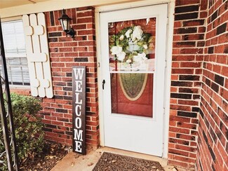 2307 S 8th Street Cir, Chickasha, OK 73018