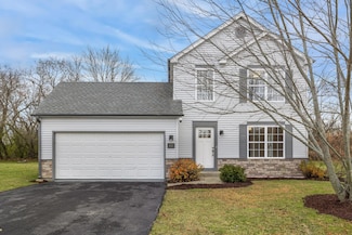 632 Partridge Pkwy, Genoa City, WI 53128