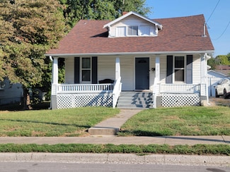 219 E Gordon St, Marshall, MO 65340