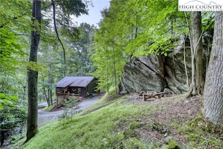 828 Tarleton Cir, Boone, NC 28607
