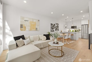 6014 California Ave SW, Seattle, WA 98136