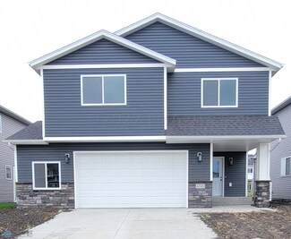 6745 71st Ave S, Horace, ND 58047