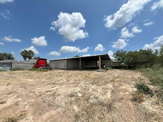 5408 Pharr Ln, Zapata, TX 78076