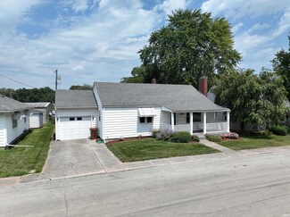 104 E Pierce Cir, Monticello, IN 47960