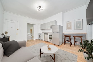 430 E 66th St Unit 19, New York, NY 10065