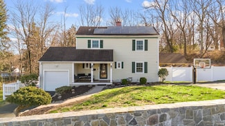34 Alden Rd, West Haven, CT 06516