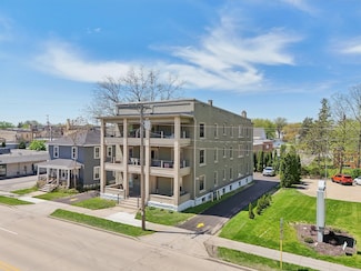 108 N Main St, Edgerton, WI 53534
