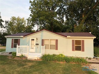 107 S West St, Stryker, OH 43557