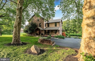 53 Woods Ln, Pottstown, PA 19465