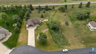 47867 Atterbury Ct, Harrisburg, SD 57032