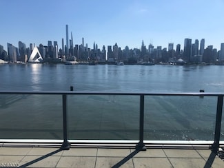 1200 Ave Port Imp705 Unit 705, Weehawken Twp., NJ 07086