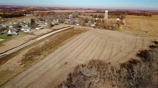 1508 Missouri Ave, Mound City, MO 64470
