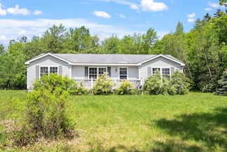 71 Aspen Ln, Danbury, NH 03230