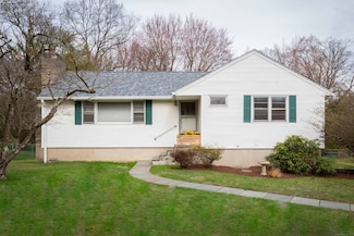 8 Lloyd Rd, Norwalk, CT 06850