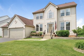 425 Farnsworth Cir, Port Barrington, IL 60010