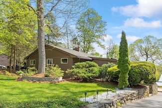 21 River Rd, Merrimac, MA 01860