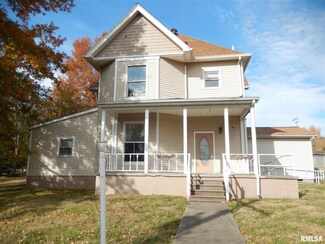 114 E Ash St, Cobden, IL 62920