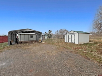 351 E 6th St, Dove Creek, CO 81324