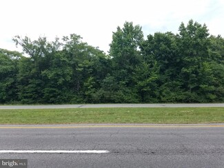 9880 Crain Hwy, Faulkner, MD 20632