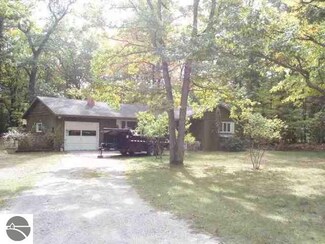 9260 Eastbrook Trail NW, Rapid City, MI 49676
