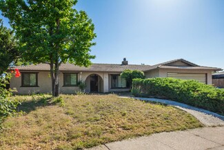 1551 Woodside Meadows Ct, Redding, CA 96002