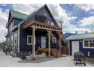 415 SW 7th St, Pendleton, OR 97801