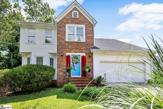24 Poplar Springs Dr, Mauldin, SC 29662