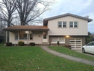 1378 Arthur Dr NW, Warren, OH 44485
