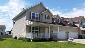 712 Hawthorne Ln, Genoa, IL 60135