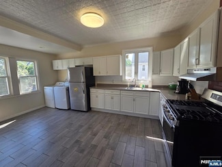 49 Feronia Way Unit 2nd floor, Rutherford, NJ 07070