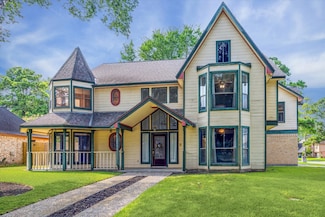 2739 Blue Glen Ln, Houston, TX 77073