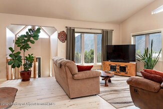 499 Elk Run Rd, New Castle, CO 81647