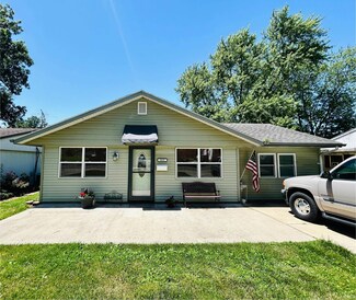 922 S Brady St, Attica, IN 47918