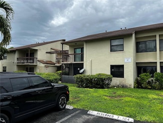 425 NW 210th St Unit 102, Miami, FL 33169