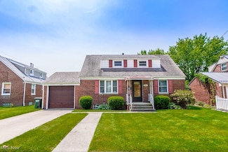 508 Viking St NW, North Canton, OH 44720