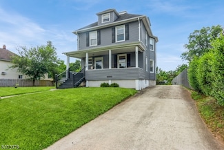 106 Union Ave, Middlesex, NJ 08846