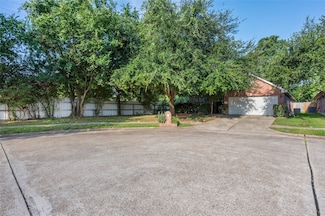 13703 Naples Park Ln, Houston, TX 77070